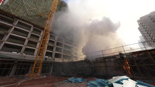 鄂尔多斯市某在建工程突发火灾 消防快速响应成功处置